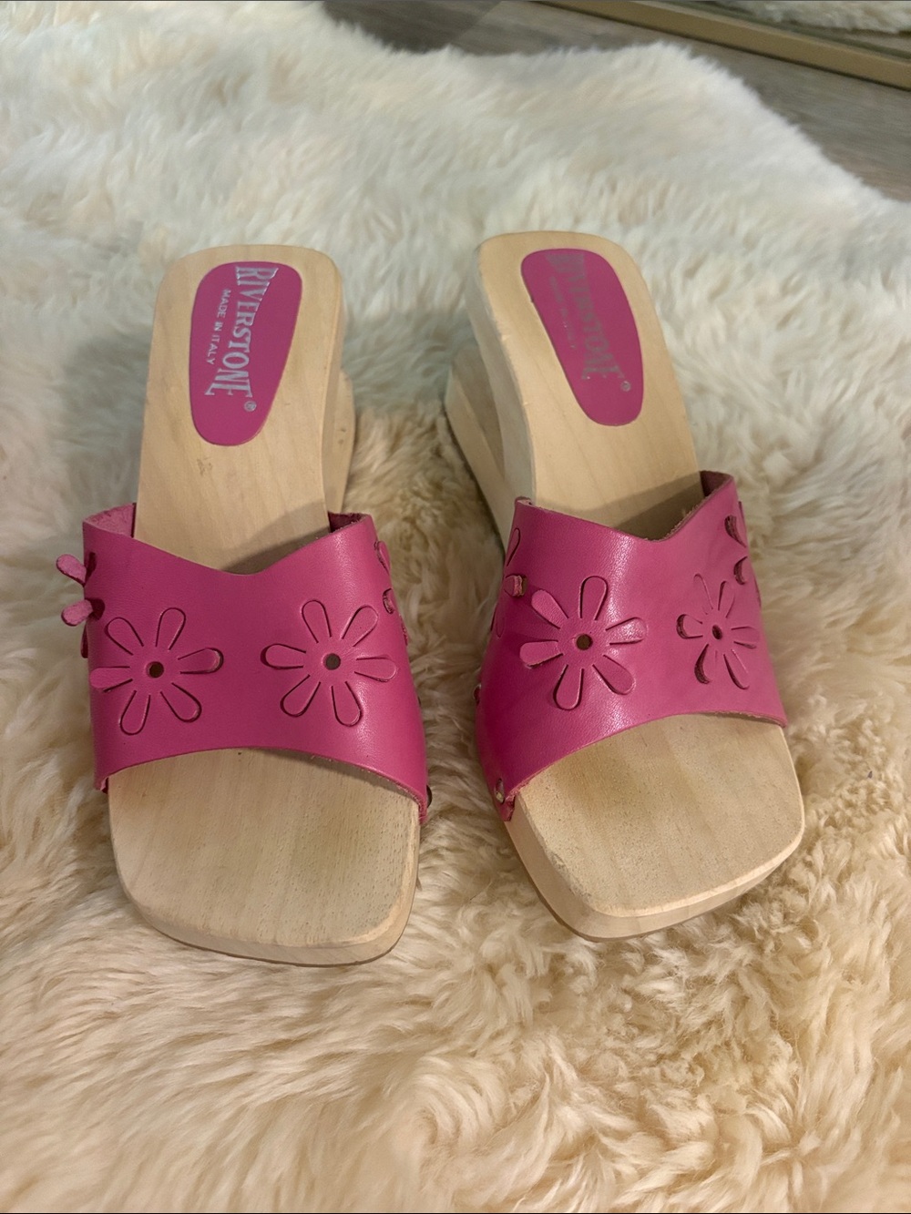 Vintage Y2K Pink Floral Cutout Clog Sandals for Women
